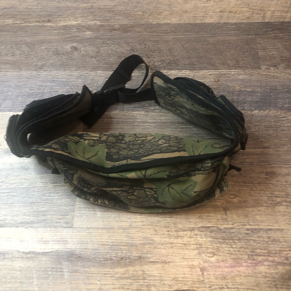 Conceal TreeBark Camo Camouflage Fanny Pack Concealed Carry Hunting multi pocket